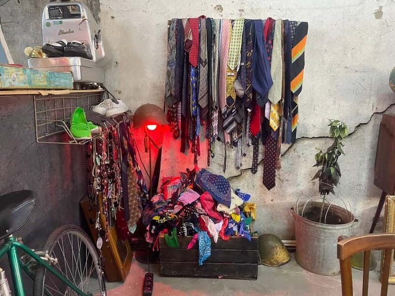 Tbilisi: Street Art & Dezerter Bazaar Tour w/ Tastings - Who will enjoy this Tbilisi walk?