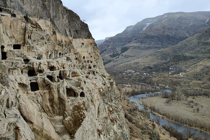 Tbilisi to Magical Borjomi Rabati and Vardzia Cave Guided Tour - Rabati Castle and Akhaltsikhe’s layered past