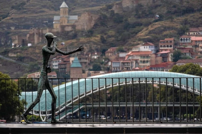 Tbilisi: Urban Snapshot Guided Tour - Sioni, Anchiskhati, and Tbilisi’s old walls