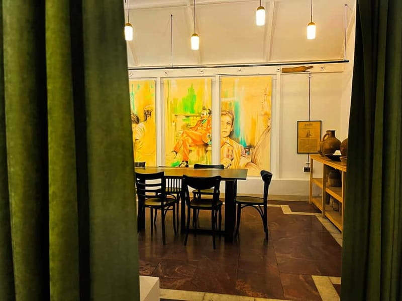 Tbilisi:Where Locals Eat, Food & Wine Guided Tour (All-incl) - Lobiani at a traditional bakery