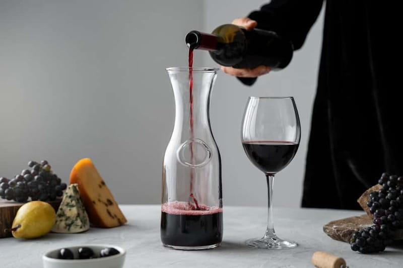 Tbilisi: Wine & New Friends – A Social Experience - A friendly introduction to Georgian wine