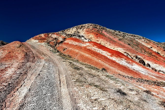 Three day hiking tour to Kakheti region with two overnight stays in Sighnaghi - Sighnaghi: a useful base for two nights
