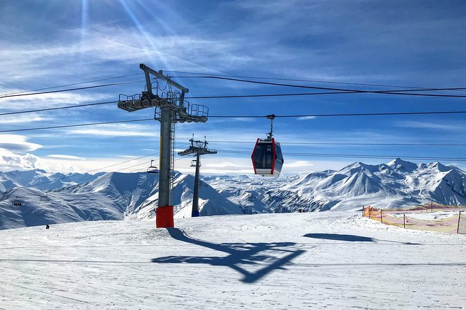 Tour to Kazbegi Ananuri Zhinvali Gudauri Full Day - The black-and-white Aragvi River meeting point