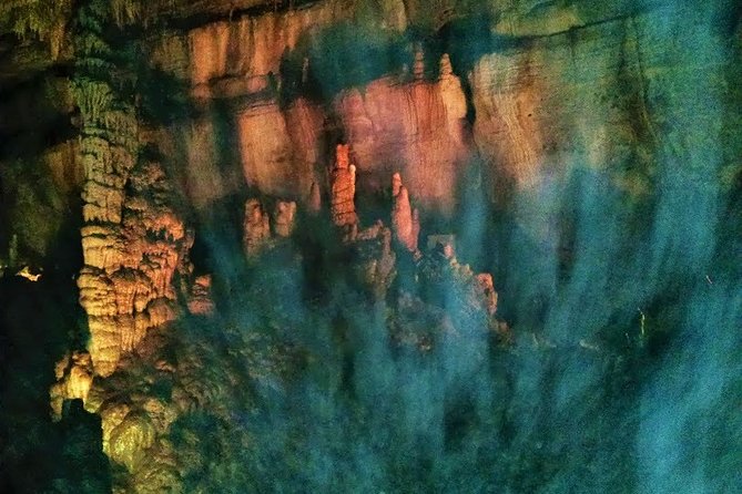 Tour to Kutaisi from Tbilisi (Sataplia Reserve, Bagrati, Gelati, Motsameta) - What the guide adds to a private tour