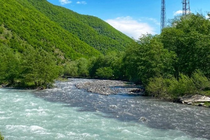 Transfer from airport to Gudauri with 2 stops - A useful start at Tbilisi airport