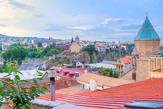 Transfer from Tbilisi Airport to Tbilisi - Drivers Who Add a Georgian Welcome
