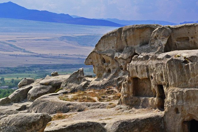 Uplistsikhe, Mtskheta and Jvari - historical private day tour from Tbilisi - What the private car changes