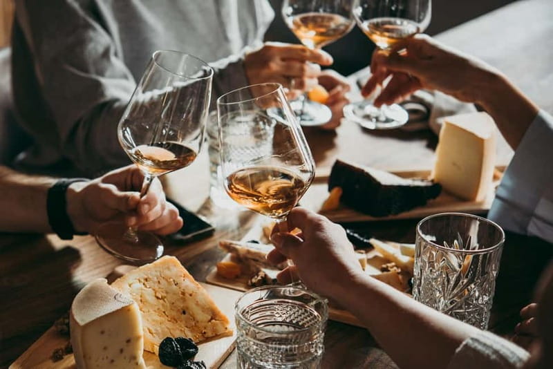 Wine Tasting feel the Difference of Qvevri or Classical Wine - Key Points to Know Before Booking